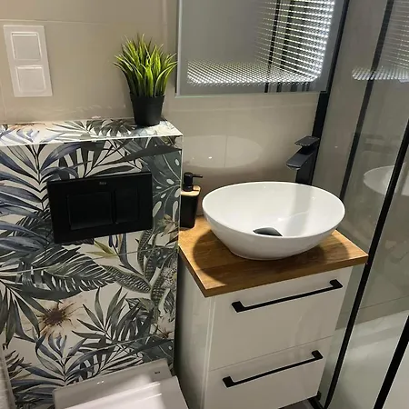 Nap Obroncow Wybrzeza 아파트